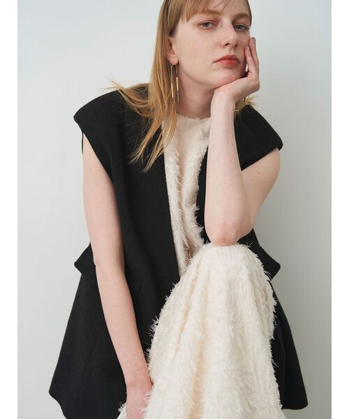 ELENDEEK（エレンディーク）の「オーバーサイズジレ（テーラードジャケット・レディース・ブラック/ベージュ・FREE）」の8枚目の写真