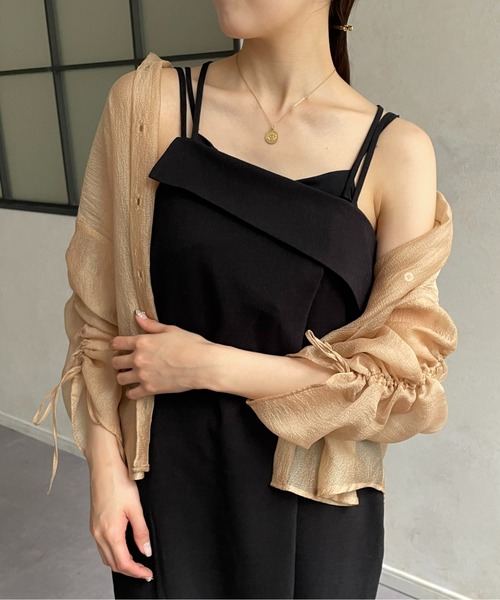 Thevon（ゼボン）の「ラメワッシャー袖シャーリングシアーシャツ（シャツ/ブラウス・レディース・アイボリー/サックスブルー/ベージュ/グリーン/ブラウン・FREE）」の4枚目の写真