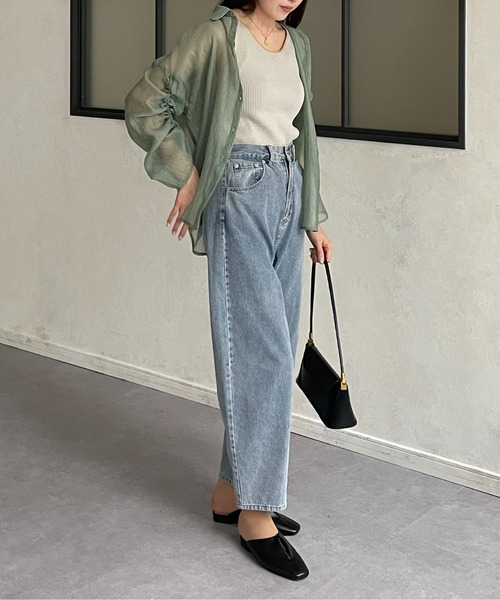 Thevon（ゼボン）の「ラメワッシャー袖シャーリングシアーシャツ（シャツ/ブラウス・レディース・アイボリー/サックスブルー/ベージュ/グリーン/ブラウン・FREE）」の15枚目の写真