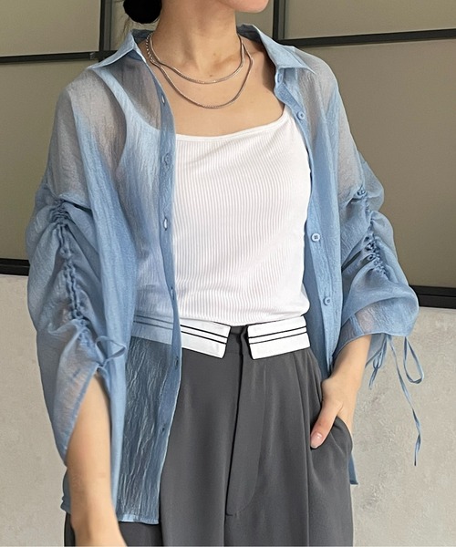 Thevon（ゼボン）の「ラメワッシャー袖シャーリングシアーシャツ（シャツ/ブラウス・レディース・アイボリー/サックスブルー/ベージュ/グリーン/ブラウン・FREE）」の10枚目の写真