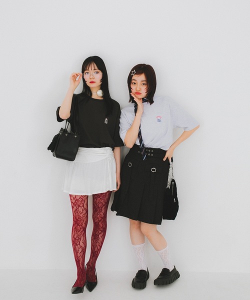 nemne store（ネンネストア）の「【nemne store × My Melody & Kuromiコラボアイテム】ハートモチーフTシャツ（Tシャツ/カットソー・レディース・ブラック/オートミール・SMALL/MEDIUM）」の19枚目の写真
