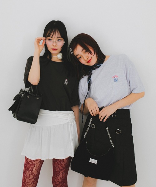 nemne store（ネンネストア）の「【nemne store × My Melody & Kuromiコラボアイテム】ハートモチーフTシャツ（Tシャツ/カットソー・レディース・ブラック/オートミール・SMALL/MEDIUM）」の15枚目の写真