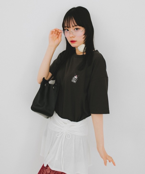 nemne store（ネンネストア）の「【nemne store × My Melody & Kuromiコラボアイテム】ハートモチーフTシャツ（Tシャツ/カットソー・レディース・ブラック/オートミール・SMALL/MEDIUM）」の6枚目の写真