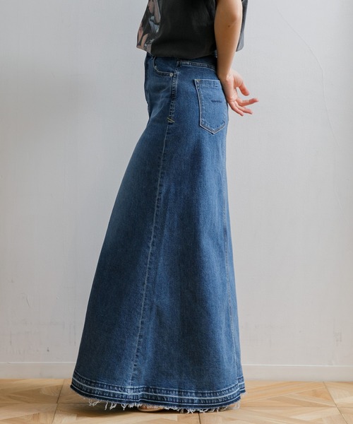 AMERICAN RAG CIE（アメリカンラグシー）の「YANUK マキシAラインスカート（デニムスカート・レディース・ブルー・M/S/XS）」の13枚目の写真