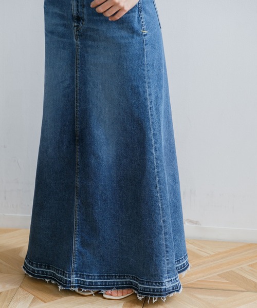 AMERICAN RAG CIE（アメリカンラグシー）の「YANUK マキシAラインスカート（デニムスカート・レディース・ブルー・M/S/XS）」の16枚目の写真