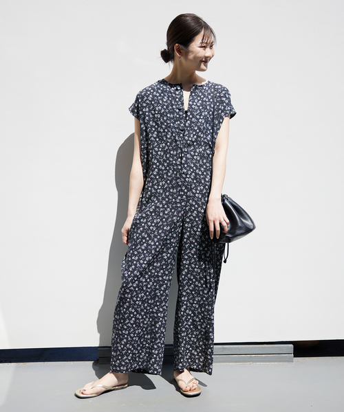 【SLOBE IENA】リネンレーヨンプリントオールインワン SLOBE IENA（スローブイエナ）の「リネンレーヨンプリント