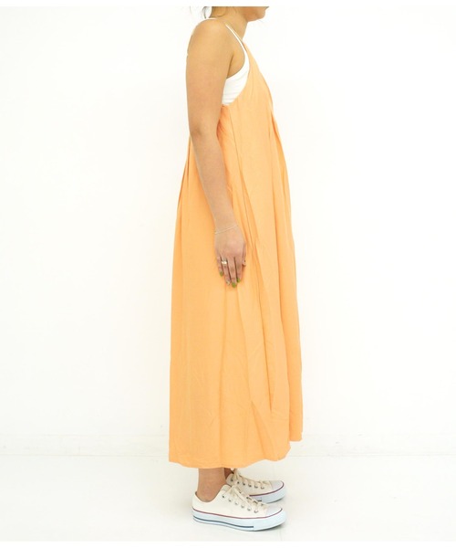 anap mimpi(アナップミンピ)の「バックオープン Aライン マキシワンピース(ワンピース・レディース・ブラック/オレンジ/ミント・FREE)」の7枚目の写真