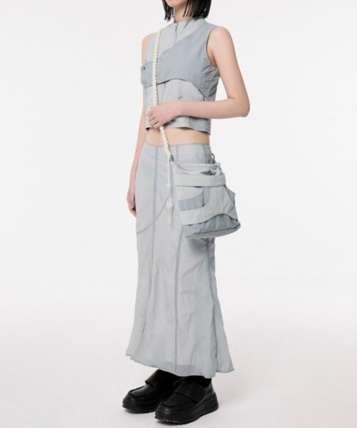 FLAREUP(フレアアップ)の「韓国ブランド FLAREUP フレアアップ E96 Handmade Layered Bag レイヤードバッグ ナイロンバッグ 肩掛けバッグ クロスバッグ ロープバッグ 大容量バッグ カバン 韓国ファッション ストリートファッション テック系ファッション(ショルダーバッグ・レディース・ブラック/ブルーグレー・ONE SIZE)」の14枚目の写真