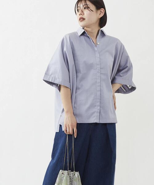 CONVERSE TOKYO(コンバーストウキョウ)の「【STAR★LACE】BACK LACE OVERSIZED SHIRT(シャツ/ブラウス・レディース・サックスブルー/ブラック/ベージュ・FREE)」の17枚目の写真