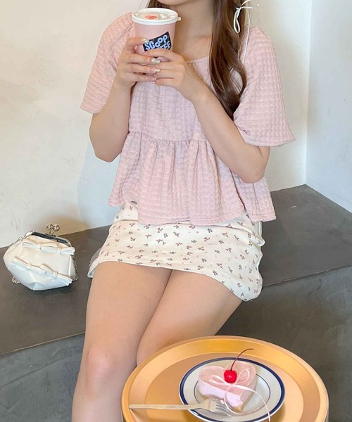 frunco(フランコ)の「袖バルーンペプラムブラウス(シャツ/ブラウス・レディース・ホワイト/ピンク・MEDIUM)」の19枚目の写真