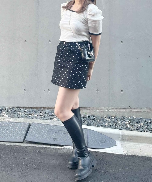 frunco(フランコ)の「パイピングパワショルリブトップス(Tシャツ/カットソー・レディース・ブラック/グレー/ホワイト/レッド/ピンク・FREE)」の15枚目の写真