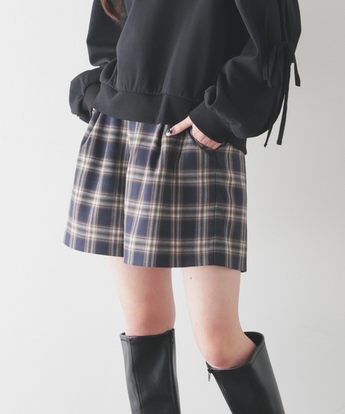 Honeys（ハニーズ）の「ショートパンツ（その他パンツ・レディース・ベージュ系その他/ネイビー系/ブラック/グレー系その他/ホワイト×ブラック・SS/S/M/L/LL）」の5枚目の写真