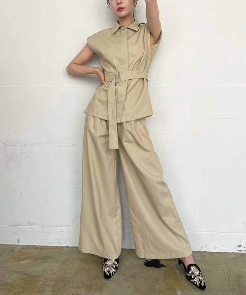 Jewelobe(ジュエローブ)の「フレンチスリーブシャツ×タックワイドパンツセットアップ(セットアップ・レディース・ブラック/ベージュ・FREE)」の20枚目の写真
