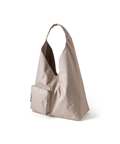 無印良品（ムジルシリョウヒン）の「撥水ワンショルダーバッグ（ショルダーバッグ・メンズ・ダークベージュ/スモークピンク/ブラック・FREE）」の2枚目の写真