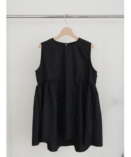 TRUNC(トランクエイティーエイト)の「Side Tuck No Sleeve Blouse(シャツ/ブラウス・レディース・ブラック/アイボリー・FREE)」の19枚目の写真