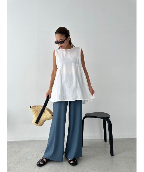 TRUNC(トランクエイティーエイト)の「Side Tuck No Sleeve Blouse(シャツ/ブラウス・レディース・ブラック/アイボリー・FREE)」の14枚目の写真