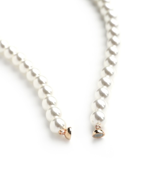 colleca la（コレカラ）の「ベーシックパールネックレス［マグネットタイプ］（ネックレス・レディース・ホワイト・FREE）」の7枚目の写真