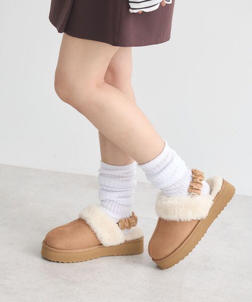 ORiental TRaffic(オリエンタルトラフィック)の「ORientalTRafficフェイクムートンシューズ(サンダル・レディース・ブラック/キャメル・S/L/M)」の5枚目の写真