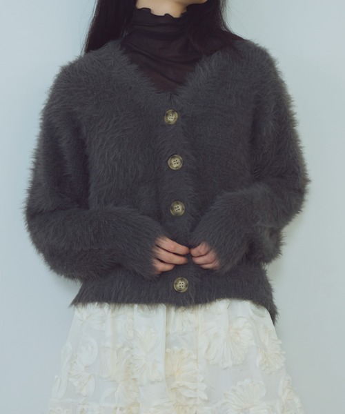 paravion（パラビオン）の「シャギーニットカーディガン（カーディガン/ボレロ・レディース・アイボリー/グレー・FREE）」の11枚目の写真