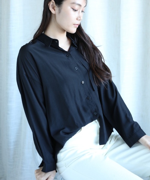 aimoha(アイモハ)の「【Aimoha】バックスリット長袖シャツ(シャツ/ブラウス・レディース・ベージュ/ブラック/オフホワイト/ブルー・FREE)」の3枚目の写真
