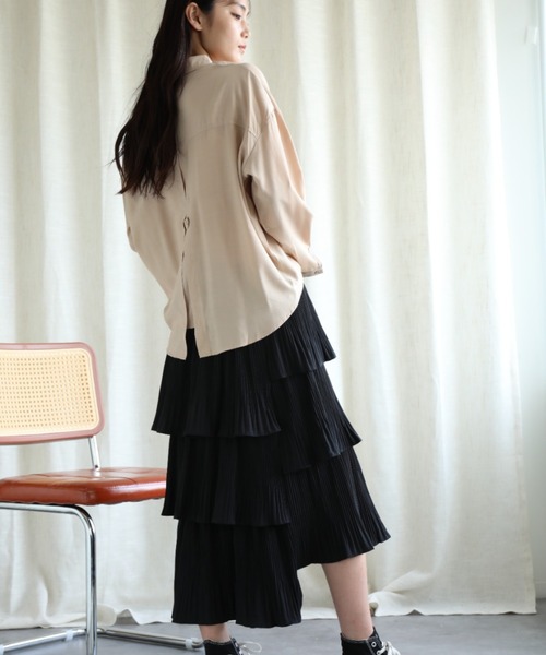 aimoha(アイモハ)の「【Aimoha】バックスリット長袖シャツ(シャツ/ブラウス・レディース・ベージュ/ブラック/オフホワイト/ブルー・FREE)」の18枚目の写真