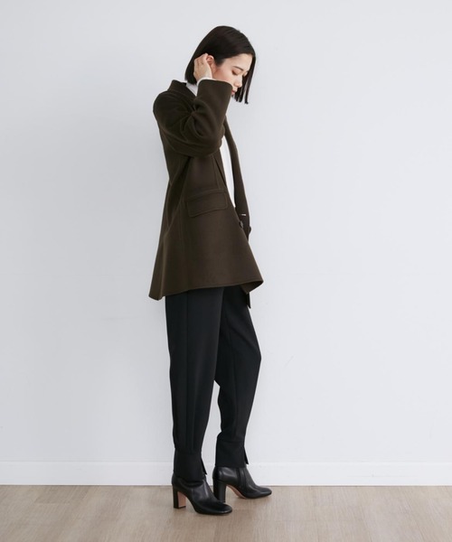 INED(イネド)の「リバージャコット《Bellandi》(チェスターコート・レディース・ダークブラウン/キャメル/ネイビー・9号/7号)」の6枚目の写真