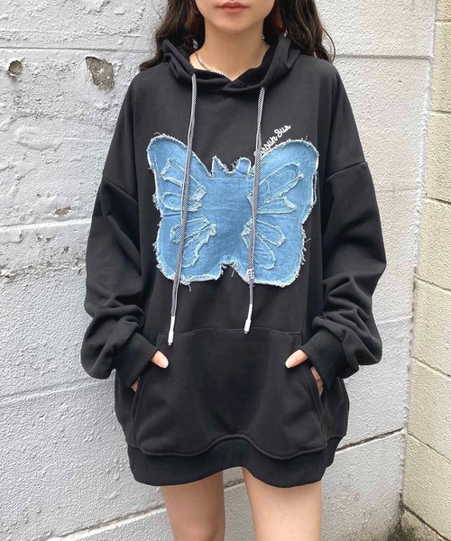NANEA(ナネア)の「バタフライ刺繍プルパーカー(パーカー・レディース・グレー/ブラック・MEDIUM/LARGE/X-LARGE/XX-LARGE)」の21枚目の写真