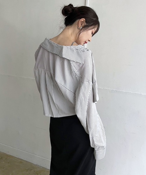 Jewelobe(ジュエローブ)の「ワイドカフスストライプクロップドシャツ(シャツ/ブラウス・レディース・ブラック/ホワイト/レッド/グリーン・FREE)」の8枚目の写真