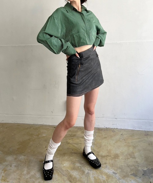 Jewelobe(ジュエローブ)の「ワイドカフスストライプクロップドシャツ(シャツ/ブラウス・レディース・ブラック/ホワイト/レッド/グリーン・FREE)」の22枚目の写真