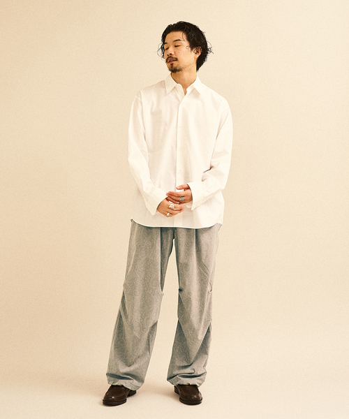 417 EDIFICE（フォーワンセブンエディフィス）の「ペイズリー ワイド イージーパンツ（カーゴパンツ・メンズ・ベージュ/チャコールグレー・MEDIUM/LARGE）」の3枚目の写真