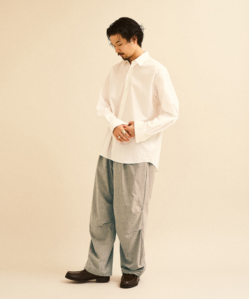 417 EDIFICE（フォーワンセブンエディフィス）の「ペイズリー ワイド イージーパンツ（カーゴパンツ・メンズ・ベージュ/チャコールグレー・MEDIUM/LARGE）」の5枚目の写真