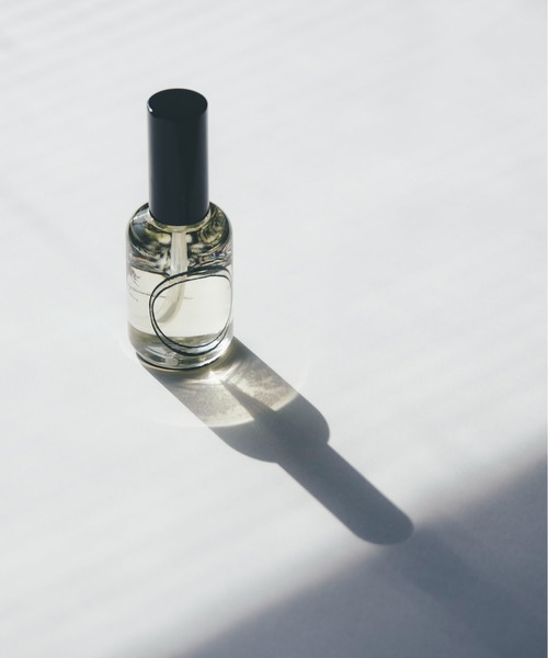 O SKIN & HAIR（オースキンアンドヘア）の「オー・オイルライト 50ml 〈ブラック〉（ヘアオイル/ヘアミルク・レディース・その他・FREE）」の4枚目の写真