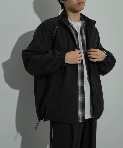 SENSE OF PLACE by URBAN RESEARCH(センスオブプレイスバイアーバンリサーチ)の「『セットアップ対応』パイピングスタンドブルゾン(ブルゾン・メンズ・バーガンディー/ベージュ/ブラック・LARGE/MEDIUM)」の13枚目の写真