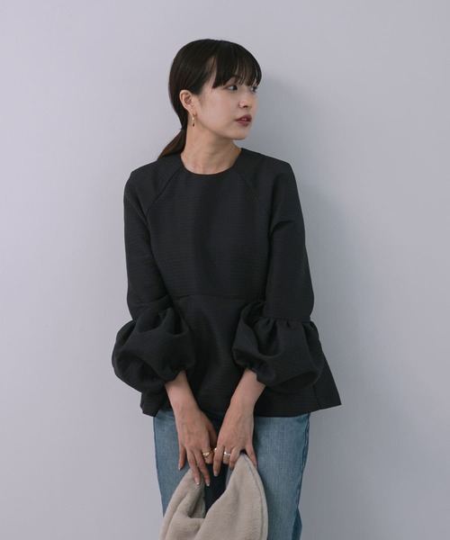 F by ROSSO（エフバイロッソ）の「F by ROSSO　ペプラムバルーンスリーブチュニック（チュニック・レディース・ブラック/オフホワイト・FREE）」の7枚目の写真