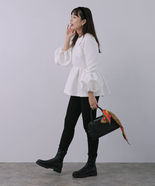 F by ROSSO（エフバイロッソ）の「F by ROSSO　ペプラムバルーンスリーブチュニック（チュニック・レディース・ブラック/オフホワイト・FREE）」の16枚目の写真