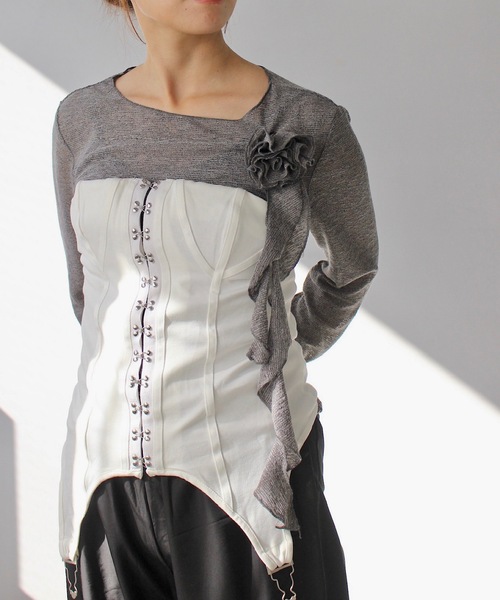 SANSeLF（サンセルフ）の「パイピングコルセットトップス【SANSeLF】sanw24a041（その他トップス・レディース・ブラック/ホワイト・FREE）」の2枚目の写真
