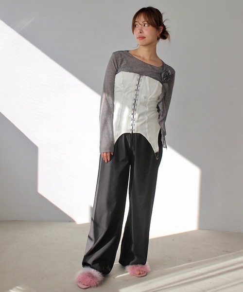 SANSeLF（サンセルフ）の「パイピングコルセットトップス【SANSeLF】sanw24a041（その他トップス・レディース・ブラック/ホワイト・FREE）」の15枚目の写真