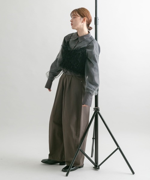 KBF（ケイビーエフ）の「チュールレイヤードクロップドシャツ（シャツ/ブラウス・レディース・アイボリー/ブルー/チャコールグレー・ONE）」の18枚目の写真