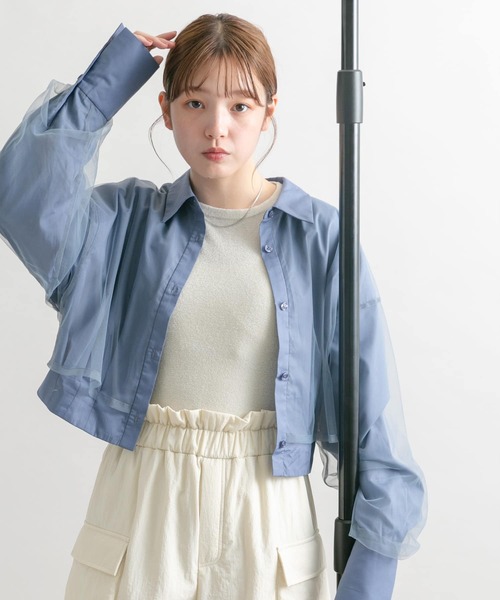 KBF（ケイビーエフ）の「チュールレイヤードクロップドシャツ（シャツ/ブラウス・レディース・アイボリー/ブルー/チャコールグレー・ONE）」の20枚目の写真