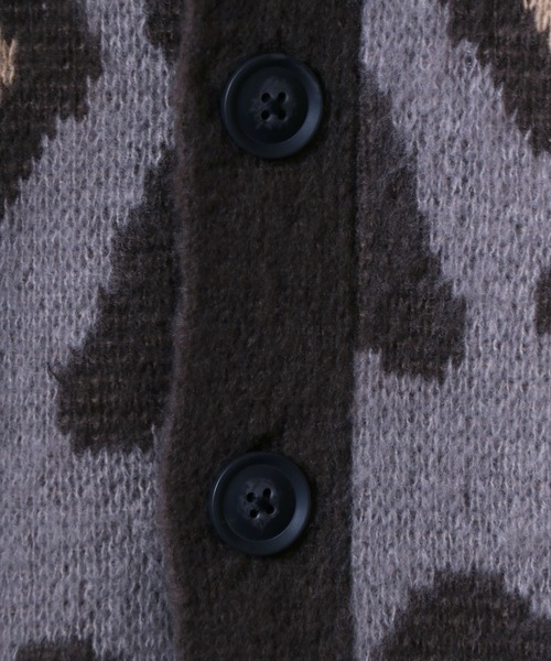 ANPAS(アンパス)の「Leopard Pattern Knit Cardigan/レオパード柄 起毛 ニット カーディガン(カーディガン/ボレロ・メンズ・ダークブルー/ブラック×グレー/グレイッシュベージュ/マスタード・L/M)」の8枚目の写真
