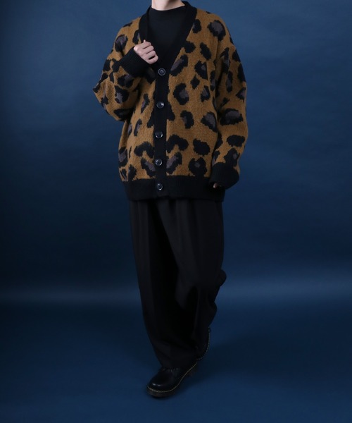 ANPAS(アンパス)の「Leopard Pattern Knit Cardigan/レオパード柄 起毛 ニット カーディガン(カーディガン/ボレロ・メンズ・ダークブルー/ブラック×グレー/グレイッシュベージュ/マスタード・L/M)」の16枚目の写真