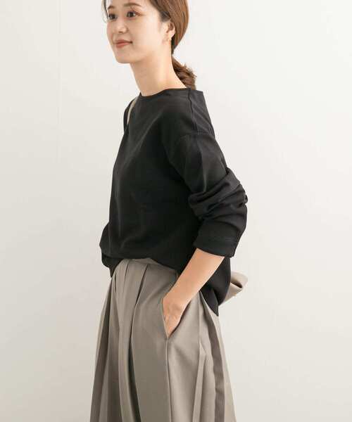 URBAN RESEARCH DOORS（アーバンリサーチドアーズ）の「ダンボールニットプルオーバー（Tシャツ/カットソー・レディース・ブラック/パープル/ホワイト系その他・MEDIUM）」の18枚目の写真