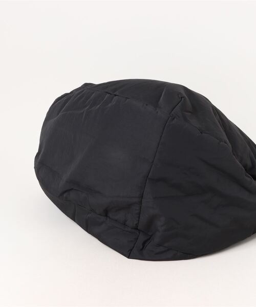 SPINNS(スピンズ)の「中綿ナイロンショルダーバッグ(ショルダーバッグ・メンズ・オフホワイト/ブラック・ONESIZE)」の4枚目の写真
