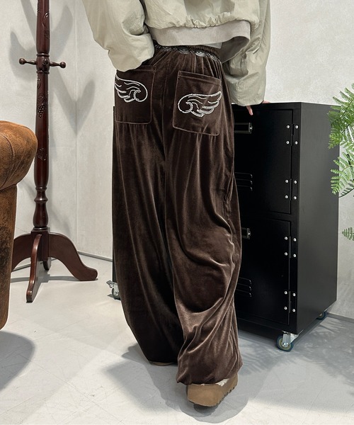 ヒップラインストーンベロアパンツ（その他パンツ）｜sedacle girl