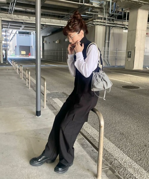 ISOOK（アイスー）の「ジップハイネックニットベスト (kiharu select) / ジップベスト ダブルジップ ジップニッジ スタンドネック（ベスト・レディース・ベージュ/ブラック・FREE）」の8枚目の写真