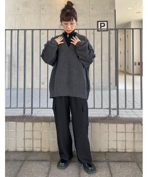 ISOOK（アイスー）の「ジップハイネックニットベスト (kiharu select) / ジップベスト ダブルジップ ジップニッジ スタンドネック（ベスト・レディース・ベージュ/ブラック・FREE）」の11枚目の写真