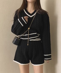 【Jasmine】Vネックニットプルオーバー+ニットショートパンツ