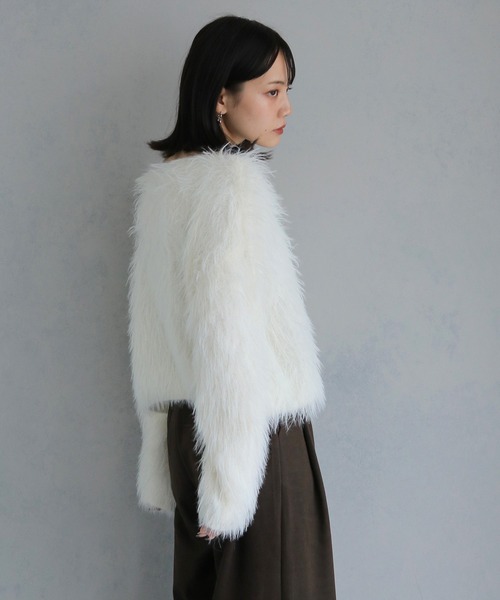 cheriella（シェリエラ）の「【cheriella】ショートシャギーニット（完売）（ニット/セーター・レディース・ホワイト/ブラック/パープル/ブラウン・M）」の7枚目の写真