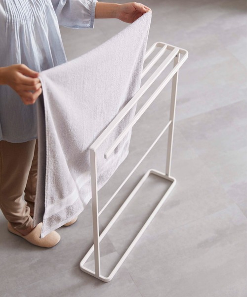 BIRTHDAY BAR（バースデイバー）の「tower 横から掛けられるバスタオルハンガー スリム（ランドリーグッズ・レディース・ホワイト・フリー）」の8枚目の写真