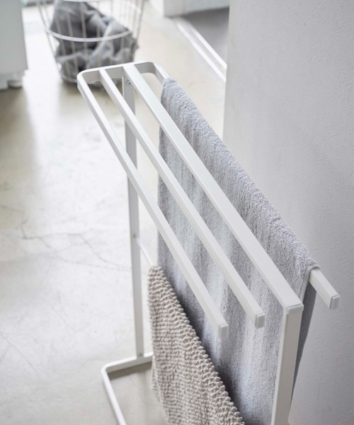 BIRTHDAY BAR（バースデイバー）の「tower 横から掛けられるバスタオルハンガー スリム（ランドリーグッズ・レディース・ホワイト・フリー）」の6枚目の写真